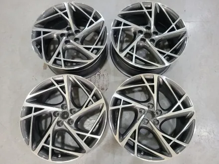 제네시스 G90 RS4 20인치 중고휠 인치업 (대전 휠복원 휠로세움) / 대전 중구 안영동