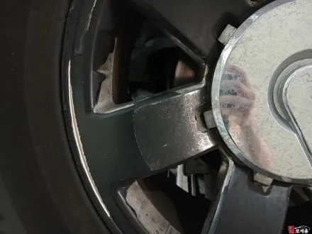 대전 험머 H2 순정휠 백화 부식 및 도장 떨어짐으로 인함 휠복원 / 대전 중구 안영동