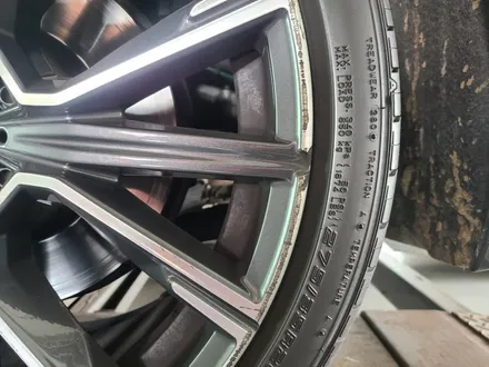 BMW G11 7시리즈 648M, 817M 20인치 대전 다이아컷팅 분체도장 휠복원 / 대전 중구 안영동