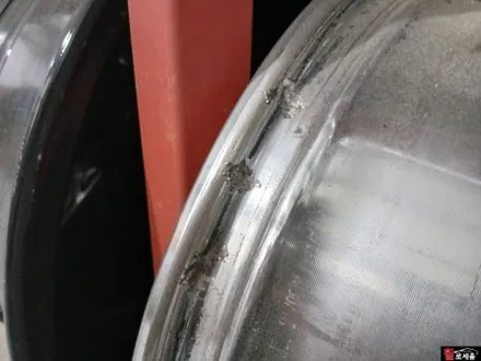 논산 에쿠스 휠 백화 부식 바람빠짐 현상 대전 휠복원 터빈 18인치 중고휠 교체 / 대전 중구 안영동