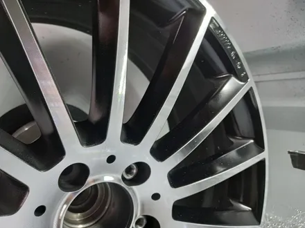 [휠로세움] 벤츠 W213 E클래스 AMG 20인치 마차 대전 휠복원, 휠도색 (블랙 투톤 다이아컷팅) / 대전 중구 안영동