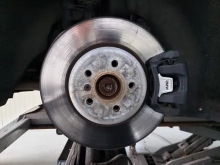 BMW (G11 G12) 7시리즈 647M 19인치 대전 휠복원 및 휠도색 + 우레탄 블루 캘리퍼도색 / 대전 중구 안영동