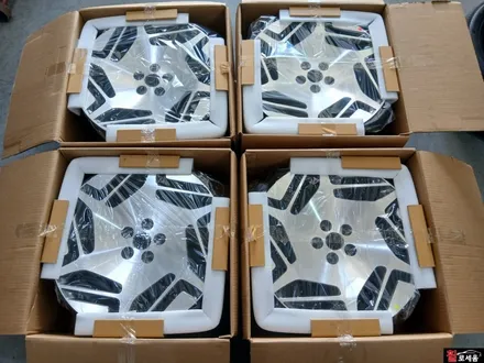 EQ900 G90 (RS4) 롱베이스 (T4235) 20인치 인치업 / 대전 휠로세움 / 대전 중구 안영동