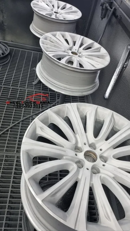 BMW 750i 20인치 순정휠 박리후 도장컷팅 휠복원: 포천휠복원 휠터치매니아 / 포천시 가산면