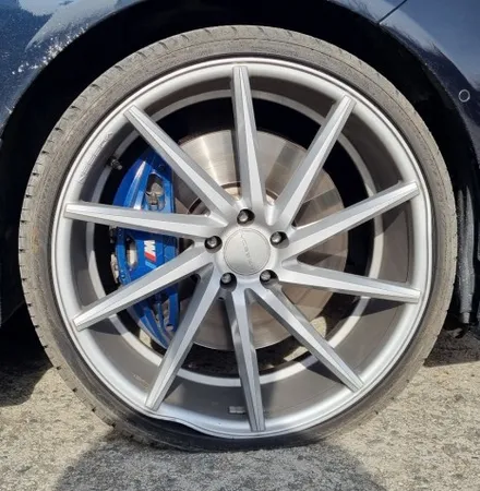보센 VOSSEN cvt 22인치 굴절복원 작업 및 블랙유광 도장복원: 포천휠복원 휠터치매니아 / 포천시 가산면