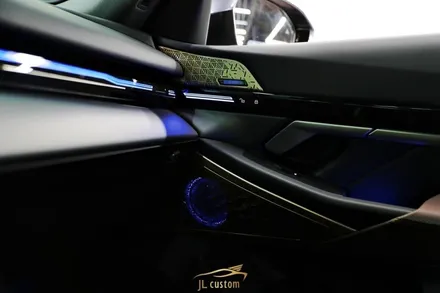 신형 5시리즈 아이코닉 글로우 회오리 풀커버 BMW G60 시공 / 하남, 강동, 송파