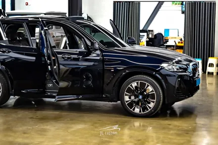 하남 초이로 /  IX3  M스포츠  열선 / 통풍 / BMW / ix3