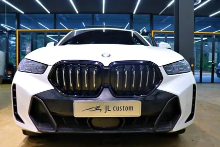 BMW 신형 X6 블랙 유광 그릴 교체 + 회오리 풀커버 토탈시공. / 하남, 강동, 송파