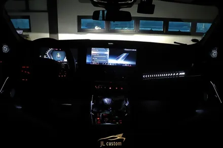 BMW 신형 X6 블랙 유광 그릴 교체 + 회오리 풀커버 토탈시공. / 하남, 강동, 송파