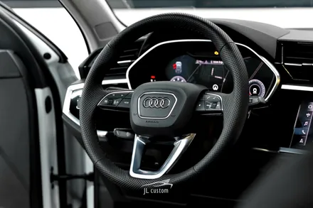 아우디 Q3 TDI 손 시려운 드라이빙은 이제 그만! 핸들 열선 시공 / 제이엘커스텀 / 하남, 강동, 송파