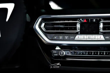 하남 초이로 /  IX3  M스포츠  열선 / 통풍 / BMW / ix3