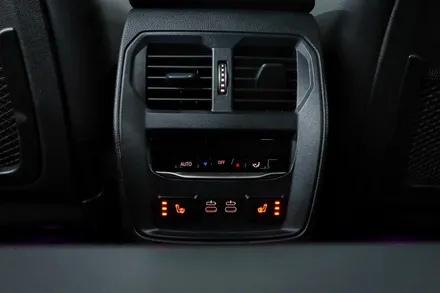 BMW 320i 동승자를 위한 튜닝! 2열 열선시공. / 하남, 강동, 송파