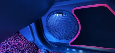 코란도스포츠에 카존LED엠비언트 라이트 작업 / 안산 단원구 초지동