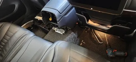 2021년 벤츠 S560 에 SF-300A 미러링 아틀란네비장착 / 안산 단원구 초지동