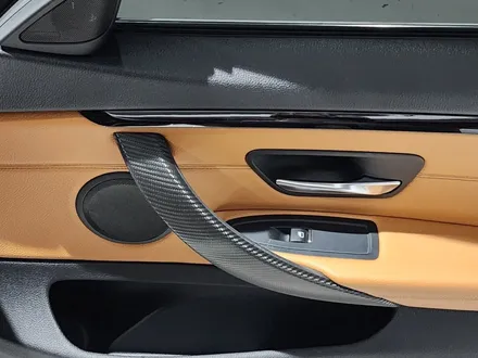 BMW F바디 4시리즈 420d 그란쿠페, 프론트범퍼 및 리어범퍼 M스포츠패키지 개조 후, 실버색상 실내를 에이버리 무광카본 실내랩핑 시공! (김포랩핑, 인천랩핑, 일산랩핑) / 고양시 성석동
