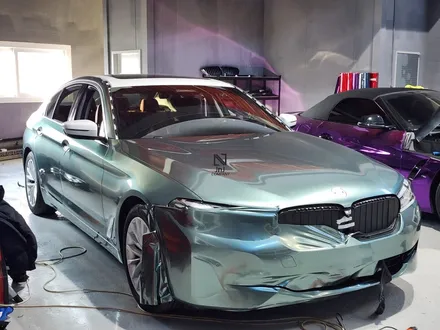 BMW G바디 5시리즈 520i , 자사OEM 고광도필름 전체랩핑, 일산 성석동 사리현동 자동차랩핑 사고수리맛집 제이엔제이컴퍼니 여성랩핑 랩핑교육 수입차랩핑 / 고양시 성석동