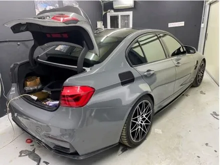 일산파주 자동차 랩핑맛집 BMW F80 M3 대물보험 사고수리 이후, 에이버리 유광 다크그레이 부분랩핑 재시공! 3M유광카본 포인트랩핑까지 ! [서울랩핑] / 고양시 성석동