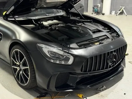 경기도 고양시 일산 수입자동차전문 튜닝샵 제이엔제이 메르세데스 벤츠 AMG GT S 스포츠카 기존 실버랩핑 제거 후 전체랩핑 재시공! 프론트범퍼 보수도장까지! 수리와 랩핑을 한번에 / 고양시 성석동