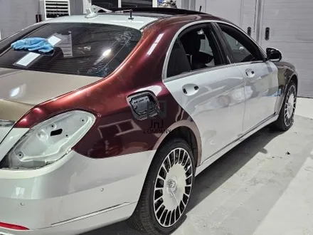 메르세데스 벤츠 전기형 W222 S-Class 350d, 후기형 마이바흐 신형개조 컨버전 이후 전체랩핑시공! 마이바흐상징 듀오(투)톤&코치라인까지! 랩핑은 경기도 일산 제이엔제이 / 고양시 성석동