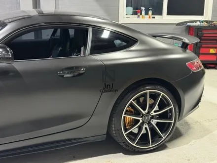 경기도 고양시 일산 수입자동차전문 튜닝샵 제이엔제이 메르세데스 벤츠 AMG GT S 스포츠카 기존 실버랩핑 제거 후 전체랩핑 재시공! 프론트범퍼 보수도장까지! 수리와 랩핑을 한번에 / 고양시 성석동