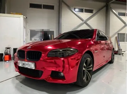 BMW F10 5시리즈 520d 그레이계열 원도장에서, 화려 한 레드크롬으로 전체랩핑 시공! 이 모든것은 일산파주 제이엔제이컴퍼니에서! 깔끔한 크롬랩핑 한판시공! / 고양시 성석동