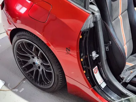 BMW E89 z4 35i, 기존 3M필름 유광화이트골드스파클 전체랩핑 제거 후, 제이엔제이 고광택 미드나잇 체리 전체랩핑 재시공! 경기도 고양시 일산 수입차 튜닝전문 제이엔제이! / 고양시 성석동