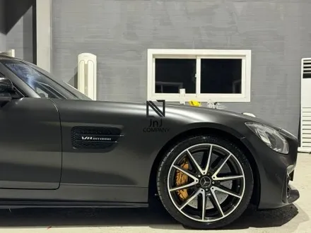 경기도 고양시 일산 수입자동차전문 튜닝샵 제이엔제이 메르세데스 벤츠 AMG GT S 스포츠카 기존 실버랩핑 제거 후 전체랩핑 재시공! 프론트범퍼 보수도장까지! 수리와 랩핑을 한번에 / 고양시 성석동