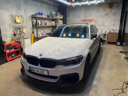 BMW G30 530i MSP , BMW 5시리즈 블랙크롬 전체 랩핑! 이 모든것은 일산파주 제이엔제이컴퍼니에서! [파주랩핑, 일산랩핑, 서울랩핑] / 고양시 성석동