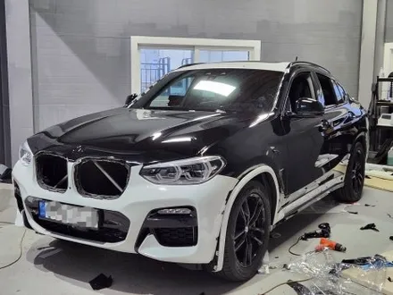 BMW G바디 X4 20d, 알파인화이트 도장에서 자사필름름 고광택 유광블랙 전체랩핑시공! 자동차 튜닝전문점 경기도 고양시 일산 제이엔제이모터스! [김포랩핑, 인천랩핑, 파주랩핑] / 고양시 성석동