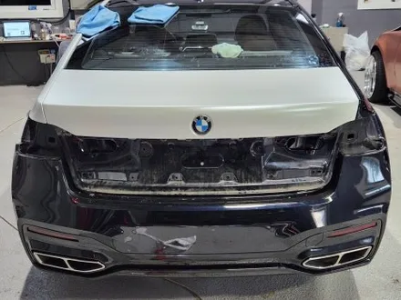 BMW G11 G12 G바디 전기형7시리즈 후기형 신형개조 컨버전 이후, 사틴화이트 전체랩핑 시공! 수도권 경기도 일산 수입차 수리&튜닝&랩핑전문 제이엔제이! / 고양시 성석동