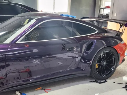 포르쉐 911 GT3 RS 보기힘든 고성능 스포츠카! 제이엔제이 자사 고광도필름 미드나잇퍼플 전체랩핑시공! 퍼플크롬 포인트랩핑까지! 수도권 경기도 파주 운정 수입자동차랩핑 / 고양시 성석동