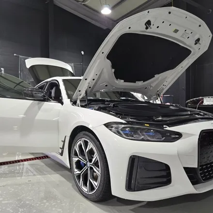 BMW i4 사틴블랙 전체랩핑시공 / 충남 천안