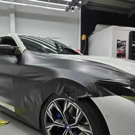 BMW i4 사틴블랙 전체랩핑시공 / 충남 천안