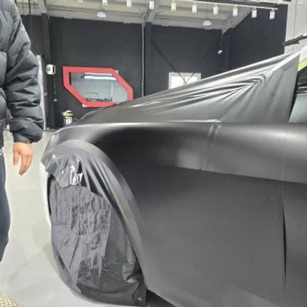 BMW i4 사틴블랙 전체랩핑시공 / 충남 천안