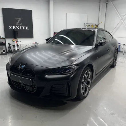 BMW i4 사틴블랙 전체랩핑시공 / 충남 천안