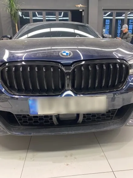 BMW 5시리즈 블랙그릴랩핑 / 충남 천안