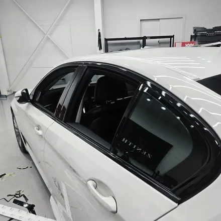 BMW 5시리즈 크롬죽이기,루프스킨 시공 / 충남 천안