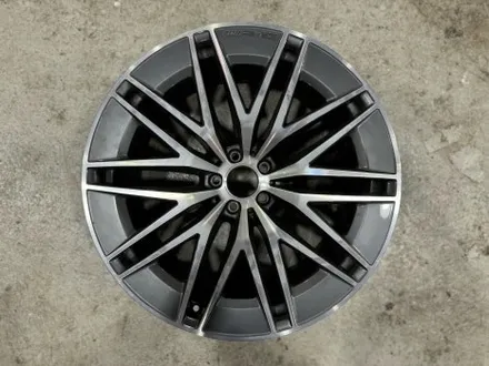 벤츠GLE53AMG 유광블랙 순정 22인치 시흥휠도색전문 H타이어 트랙
