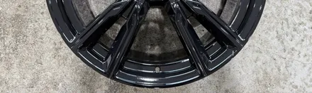 BMW X5 M60I 순정 22인치 유광블랙 시흥휠 도색 H타이어