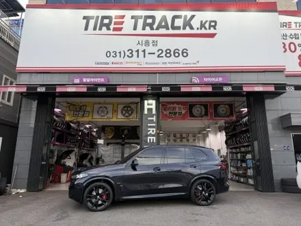 BMW X5 M60I 순정 22인치 유광블랙 시흥휠 도색 H타이어