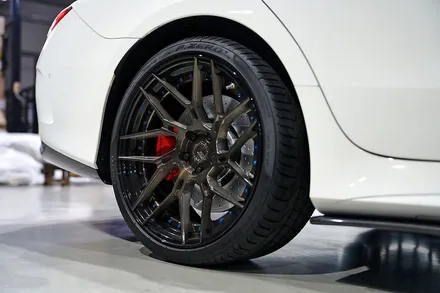 벤츠 CLS53AMG 20인치 휠타이어 가변배기시스템 카본 에어로파츠 / 경기 고양 일산서구