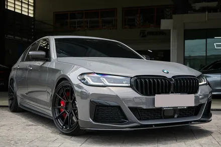 BMW G30 530i 20인치 휠타이어 장착 BC휠 BC포지드 휠 BC레이싱 일체형 서스펜션 장착 프론트립 리어 디퓨져 언더립 / 경기 고양 일산서구