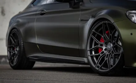 벤츠 C63S 20인치 휠타이어 장착 가변배기 일체형 차고조절 다운스프링 장착 / 경기 고양 일산서구