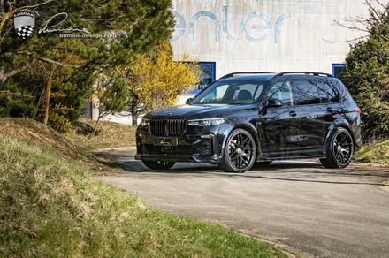 BMW X7 루마디자인 휠타이어 바디킷 프론트립 휀다 트렁크 스포일러 24인치 휠타이어 장착  카본 사이드미러 / 경기 고양 일산서구