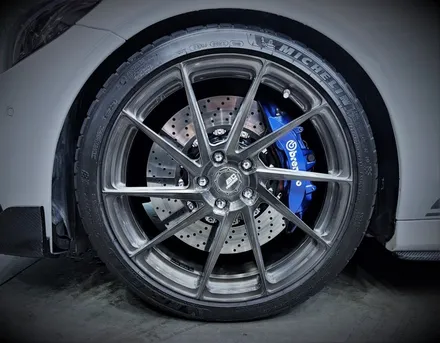 벤츠 C300 휠타이어 가변배기 카본 에어로파츠 바디킷 장착 브레이크 시스템 / 경기 고양 일산서구
