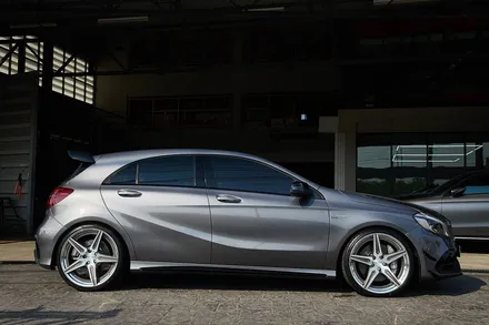 벤츠 A45AMG 19인치 휠타이어 장착 AMG 휠 / 경기 고양 일산서구