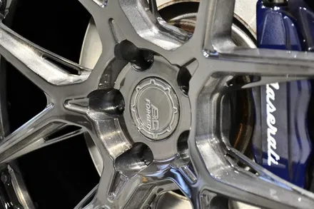 마세라티 기블리 휠타이어 21인치 일체형 서스펜션 장착 / 경기 고양 일산서구