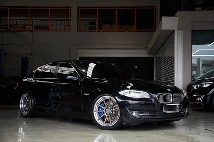 BMW F10 5시리즈 20인치휠 + M5 브레이크 시스템 / 경기 고양 일산서구