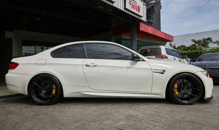 BMW E92 M3 19인치 BC휠 타이어 장착 브렘보 브레이크 시스템 브렘보 그란트리스모 / 경기 고양 일산서구