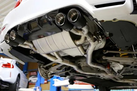 BMW M4 KW 일체형서스펜션 BBS Fi-R 휠 아크라포빅 브레이크 / 경기 고양 일산서구